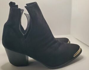 J. Adams Tess Women’s Black Ankle Boots Size 10 Small Scuff On Toe